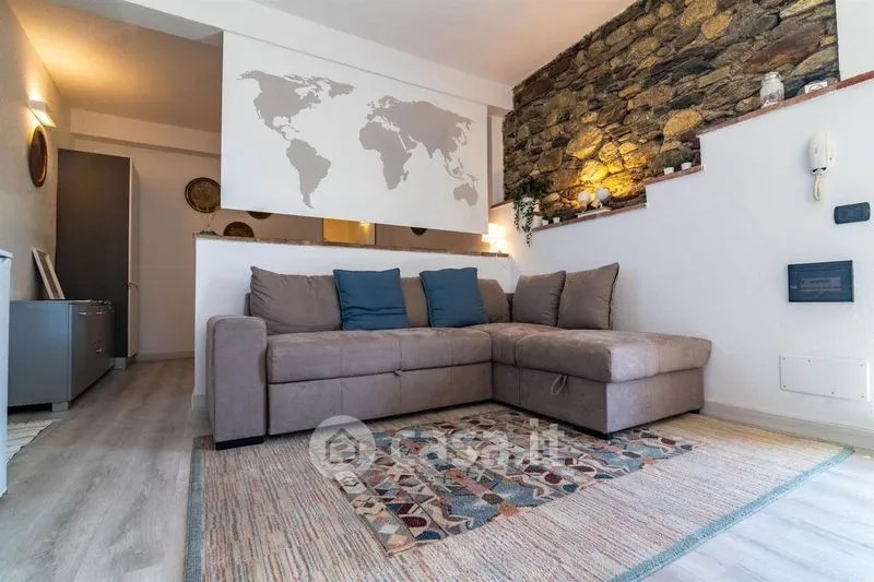 Séjour - Modern Studio with Garden View in Borgomanero