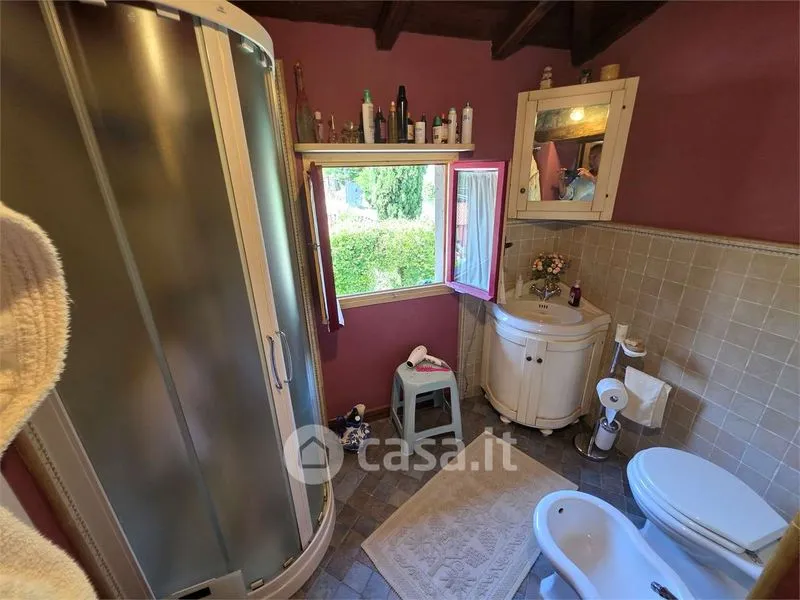 Salles de bain - Restored Rustico with Garden in Camporgiano