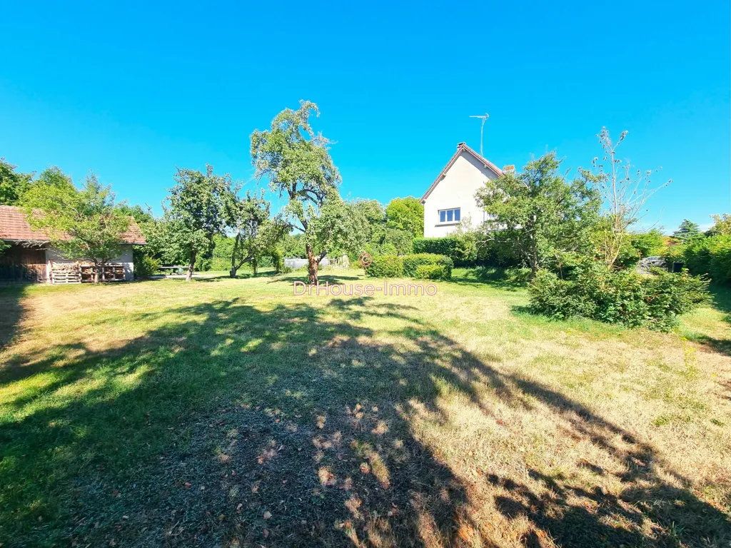 Aed - Spacious House with Extensive Garden in Charmes