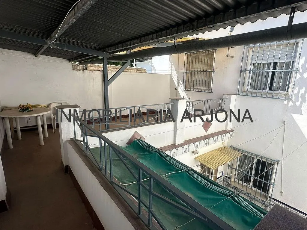 Terrace - Chalet with Terrace in Monturque