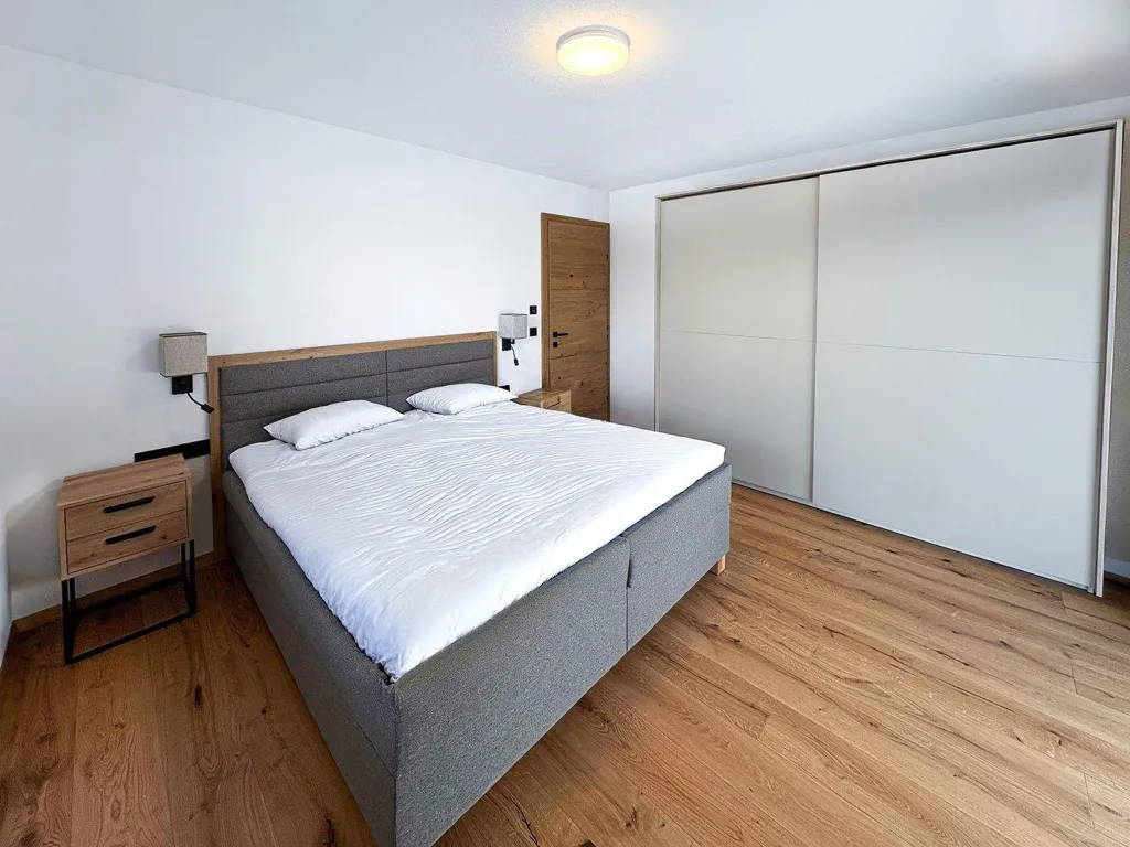 Schlafzimmer - Gartenwohnung mit Bergblick in Aurach