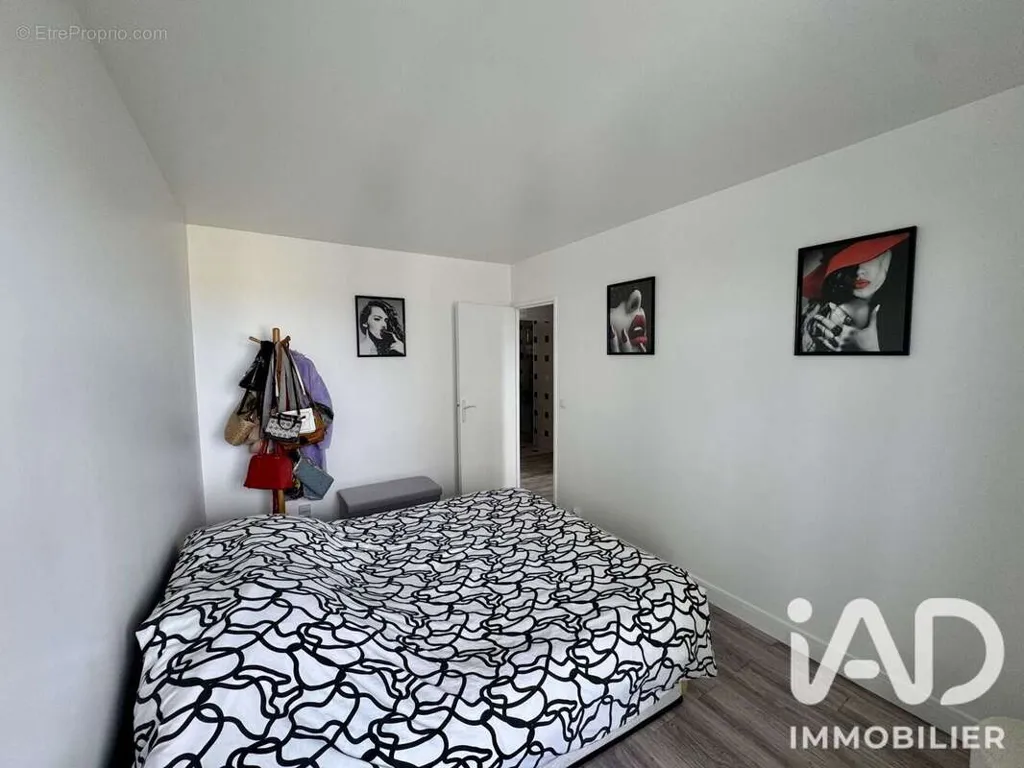 Camere da letto - Apartment with Balcony in Chilly-Mazarin