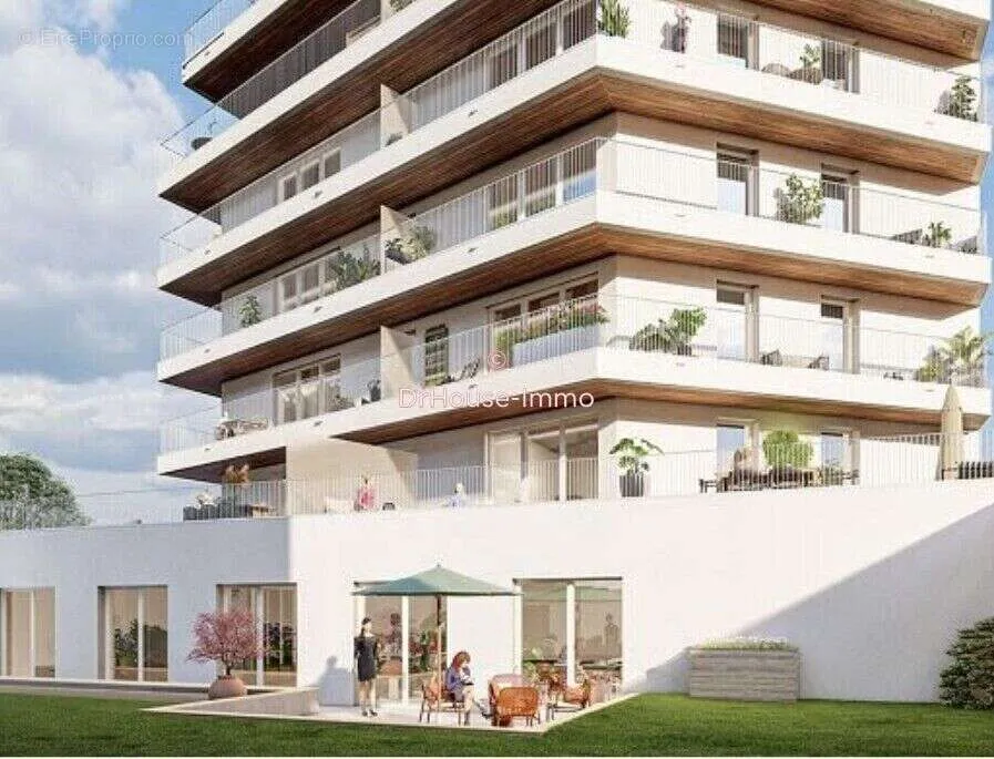 Extérieur - Appartement Lumineux avec Balcon à Vannes