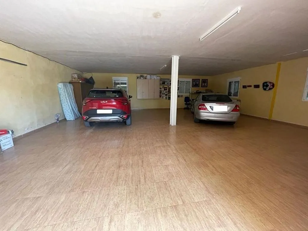 garage