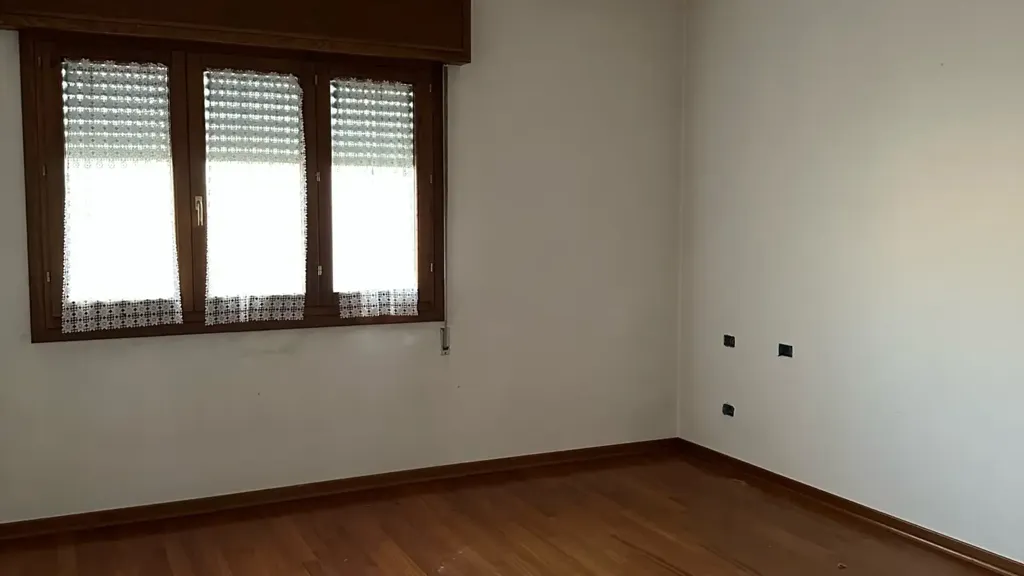 other_room