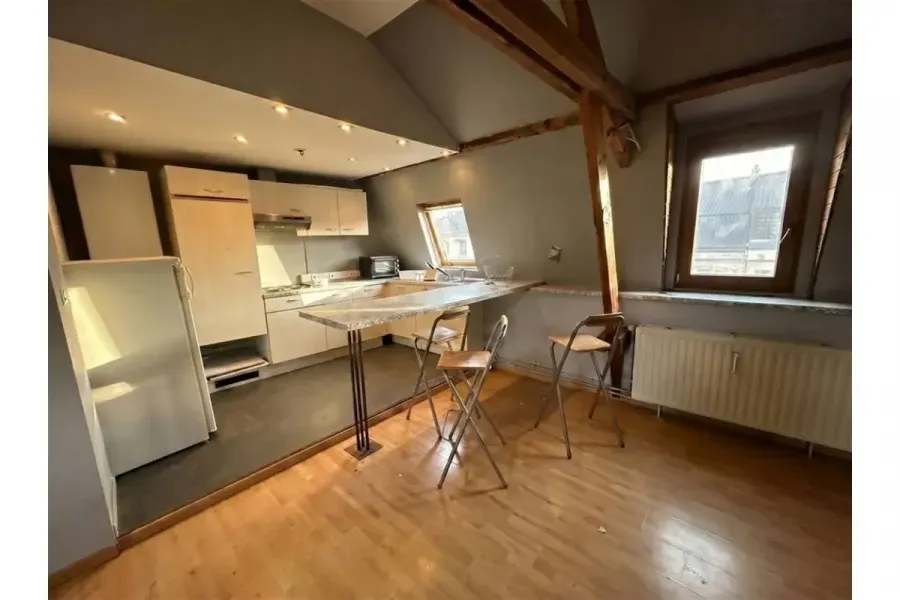 Cuisine - Immeuble de Rapport Mixte au Centre-ville de Péruwelz