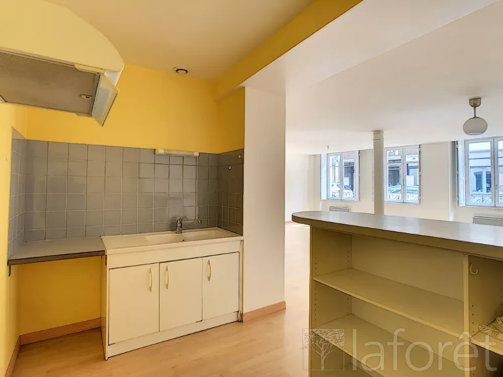 Cuisine - Appartement 3 Pièces avec Double Séjour à Neufchâteau