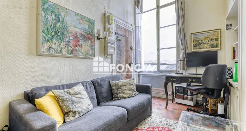 Séjour - Studio avec Mezzanine sur Île Saint-Louis