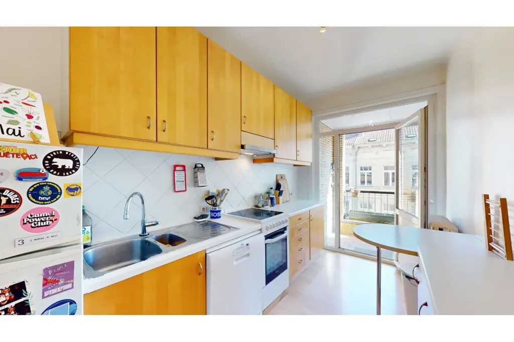 Kitchen - Apartment with Terrace near Place du Châtelain, Ixelles