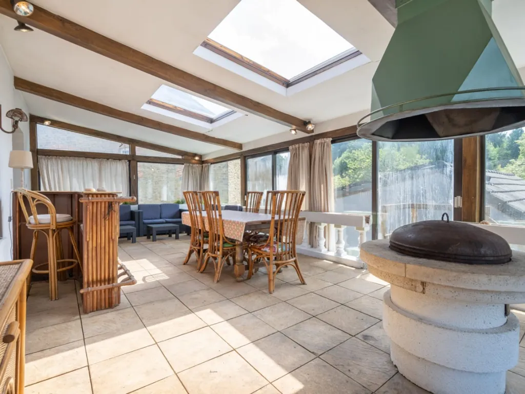 Terrasse - Maison avec Gîte et Studio à Herbeumont