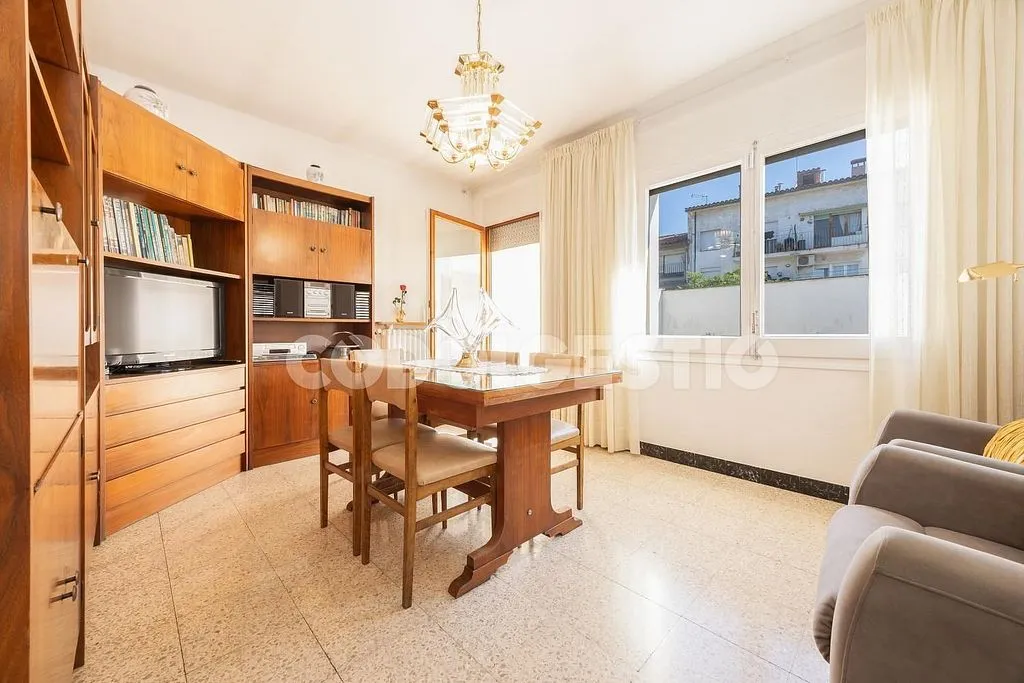 Söögituba - Three-Bedroom House with Terrace in Torelló
