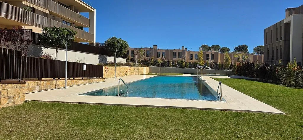 Bassein - New Flat with Pool in Campolivar