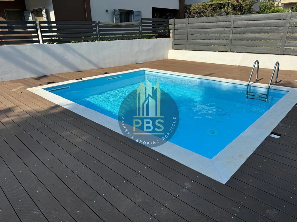 Piscine - Modern Villa with Pool in Artemida, Loutraki