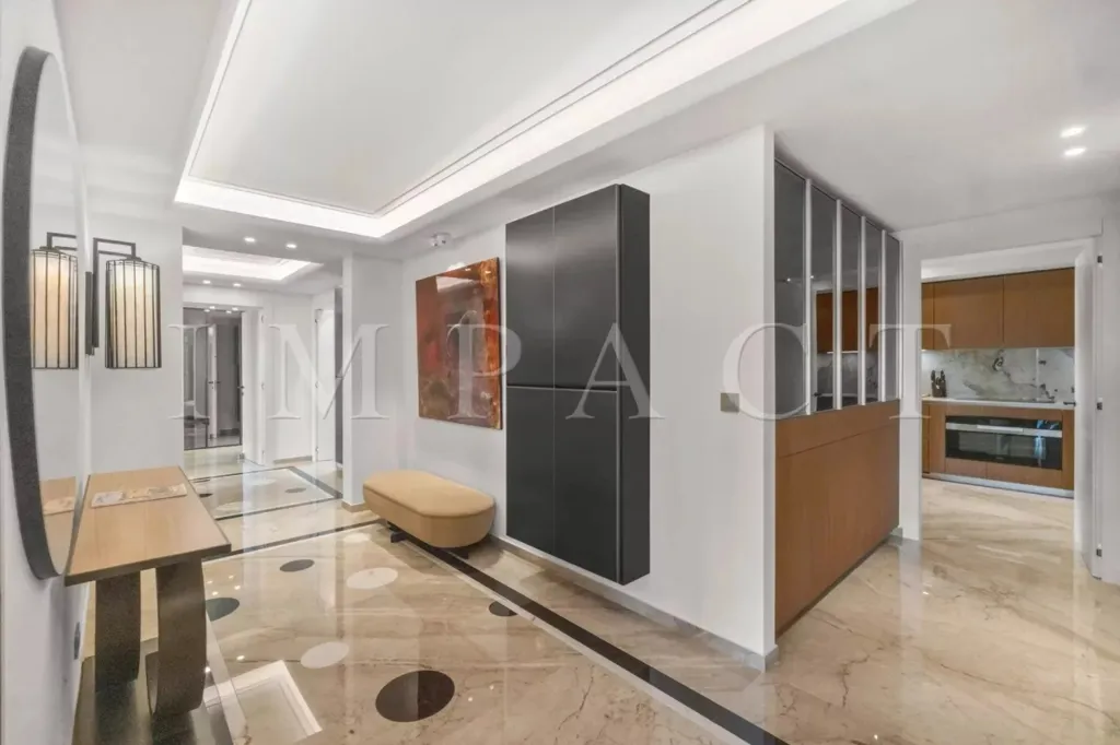 Entrée - Appartement de luxe avec terrasse à Cannes