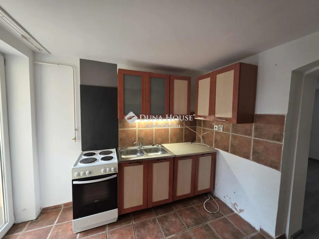 Cucina - 4-Bedroom Apartment with Garden in Pécs