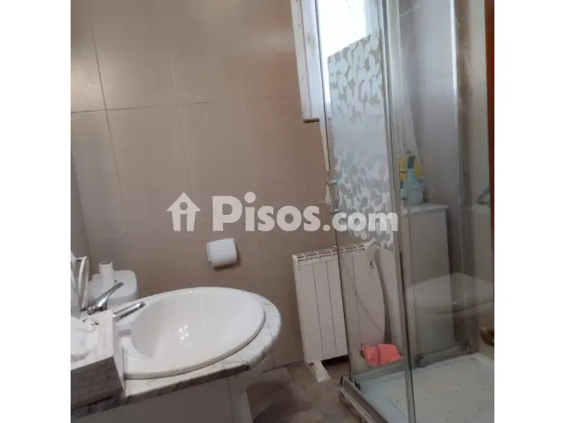 Bathrooms - Apartment with Terraced View in Logroño