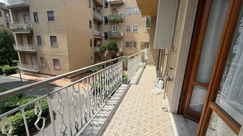 Rõdu - Apartment with Parking in Caserta