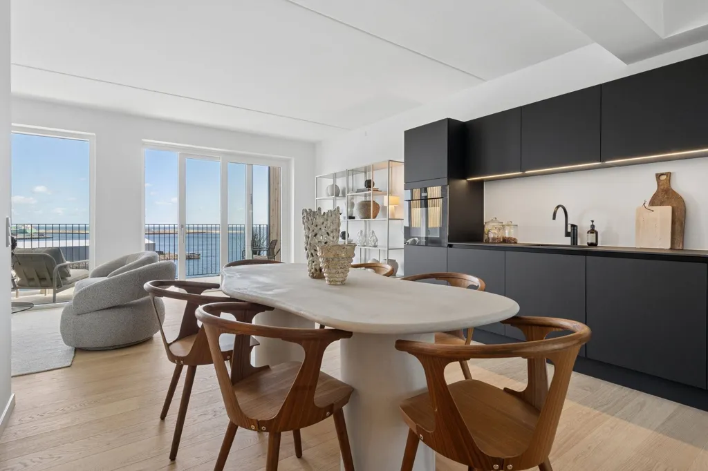 Söögituba - Apartment with 5G Coverage in Køge
