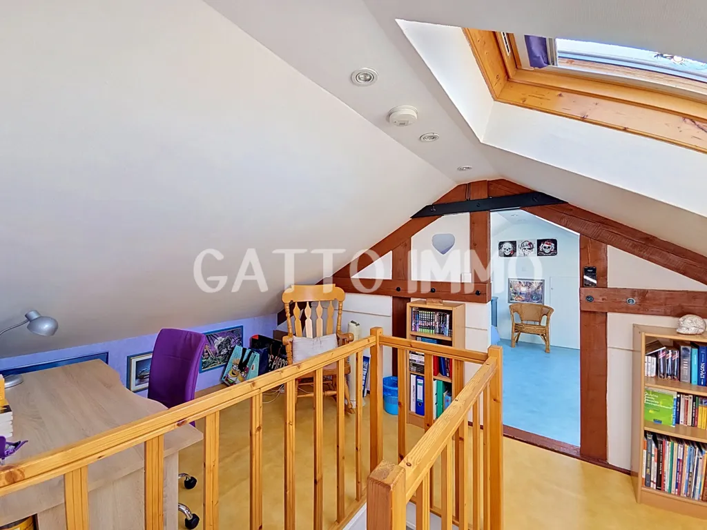 Toad - Twin-Home with Garden in Labry