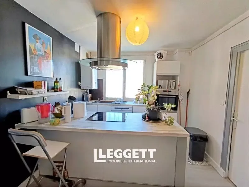 Cucina - Renovated Apartment with Park View in Périgueux