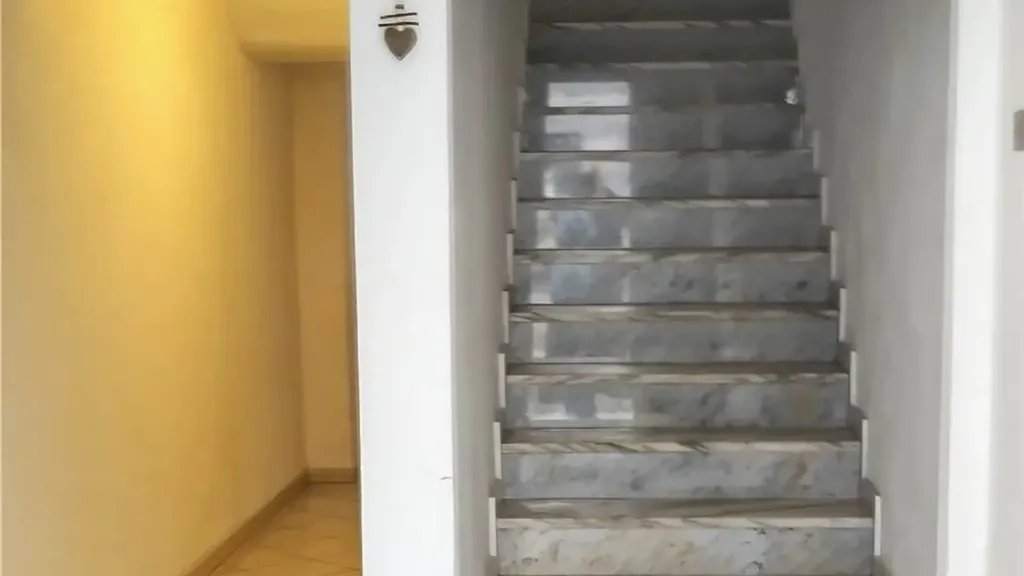 Appartement 5 pièces à IT