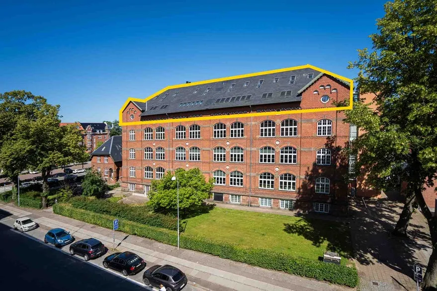 Õhuvaade - Office Space with Historic Charm in Aarhus C