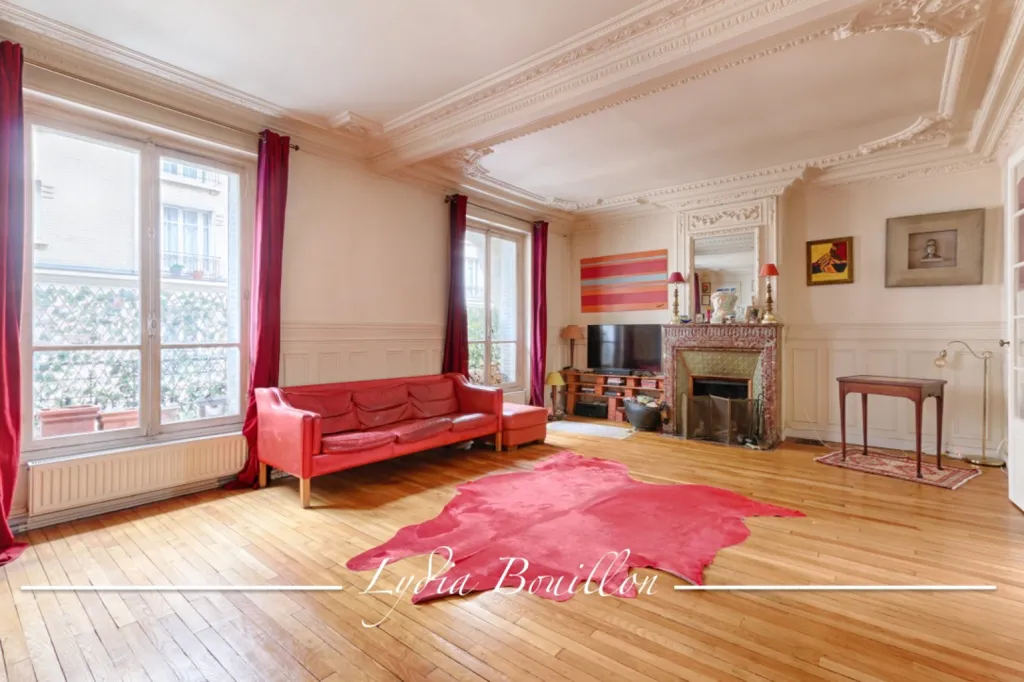 Séjour - Appartement Haussmannien avec Jardin au Cœur de Courbevoie