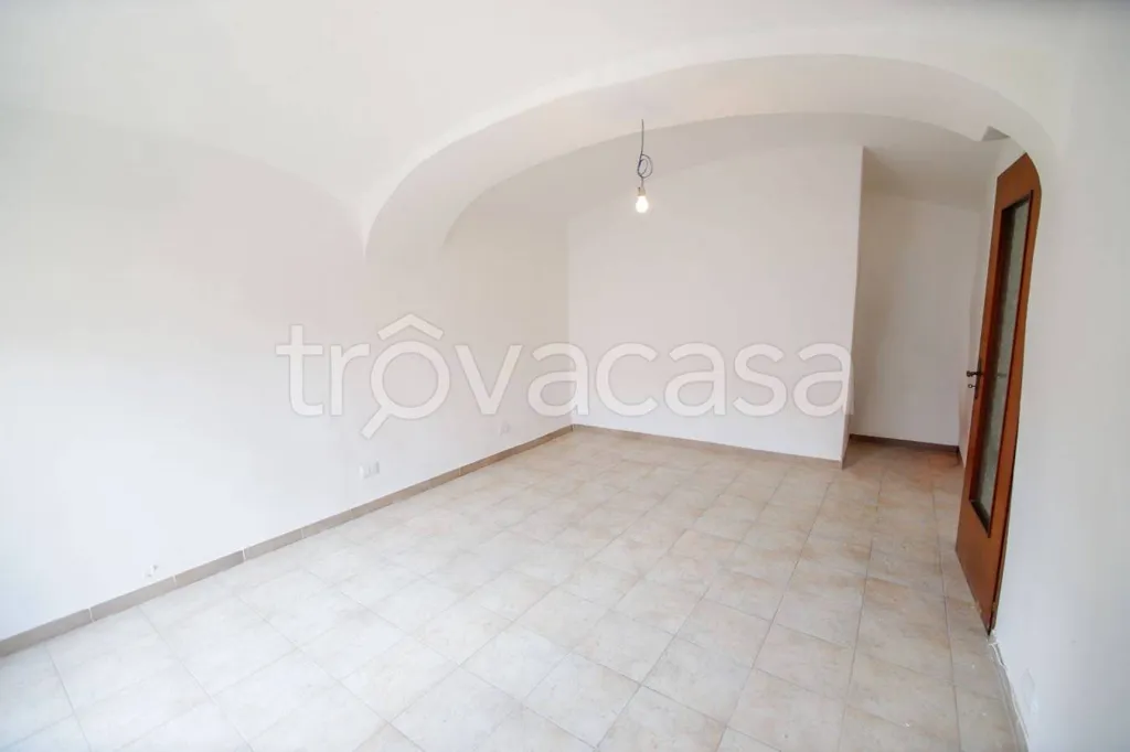 Pièces - Terraced House with Vaulted Ceilings in Feletto