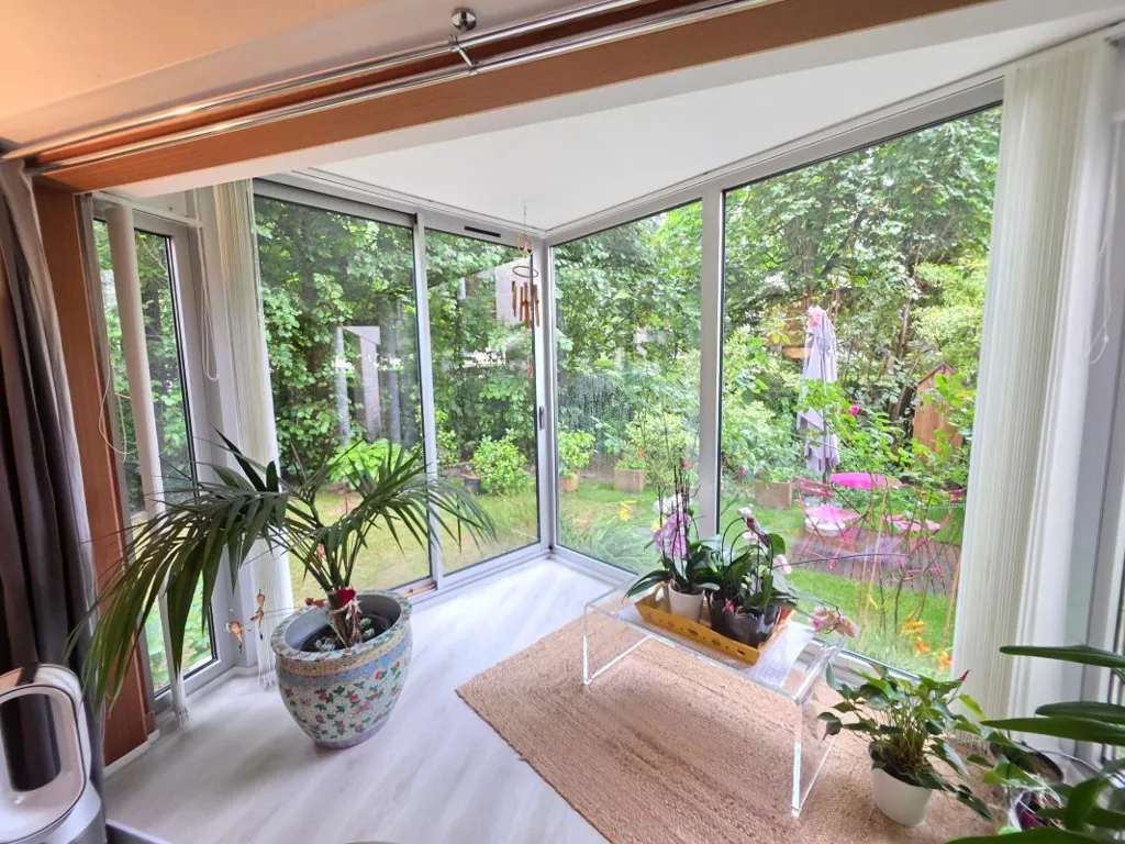 Soggiorno - 3-Bed Flat with Garden in Le Chesnay