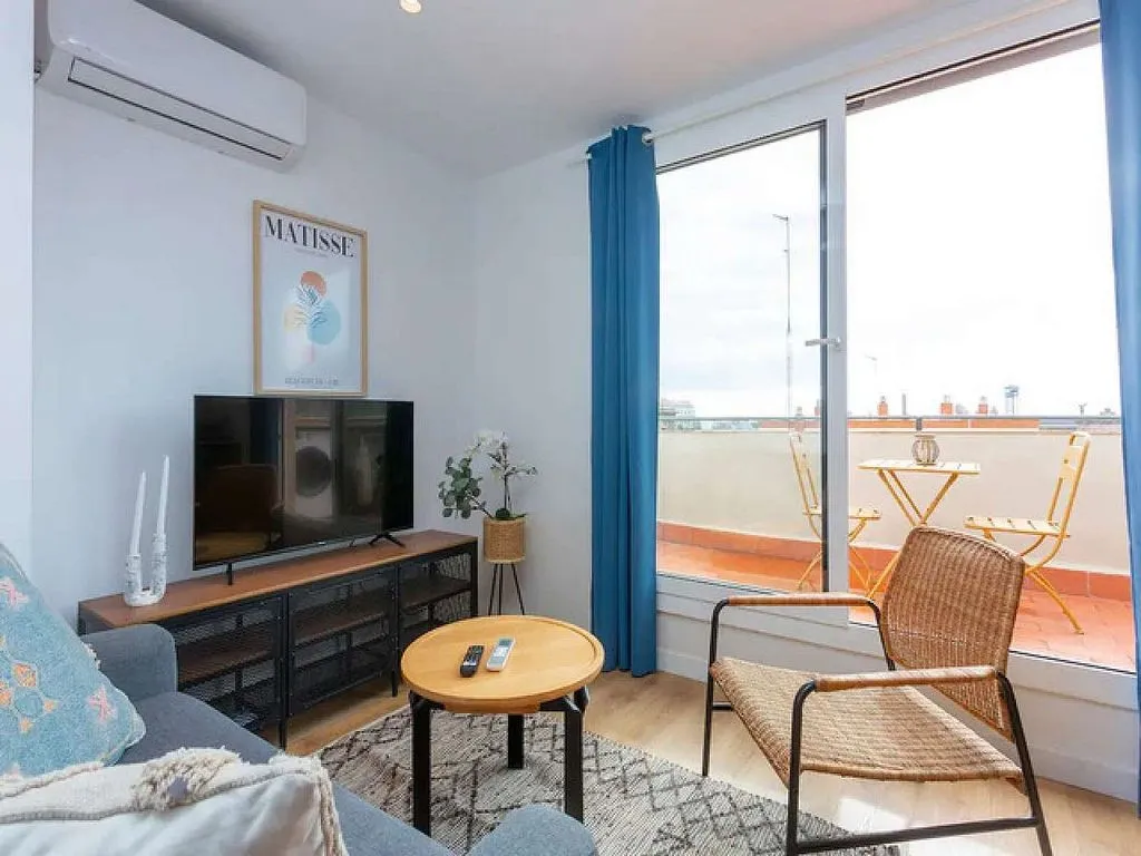 Soggiorno - 1-Bedroom Apartment with Balcony in El Raval