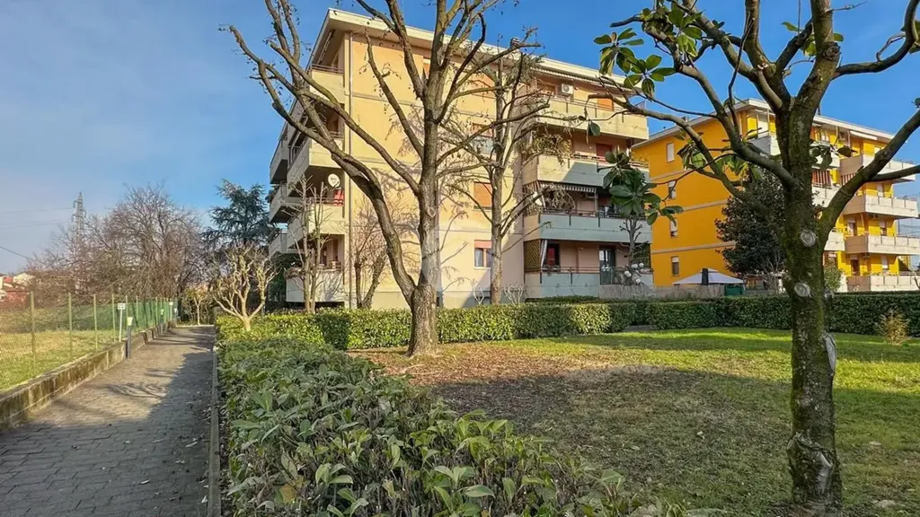 Jardin - Trilocale with Private Garden in Parma