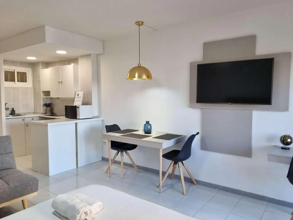 Séjour - Refurbished Studio with Sea View in Benalmádena