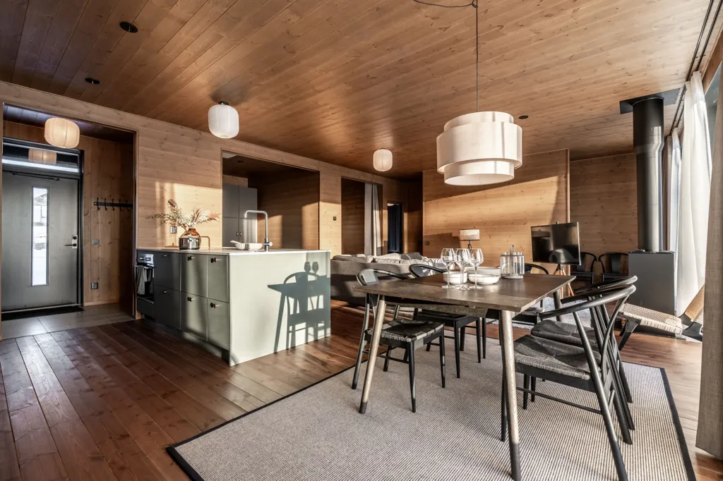 Söögituba - Modern Villa with Lake View in North Park