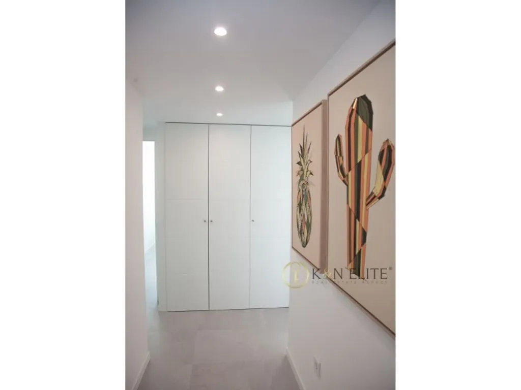 Esik - Luxury Villa with Sea View in Finestrat
