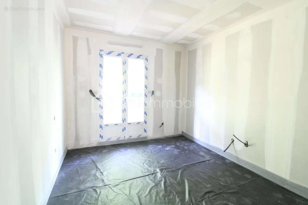 Pièces - Maison neuve en impasse à Mont-de-Marsan
