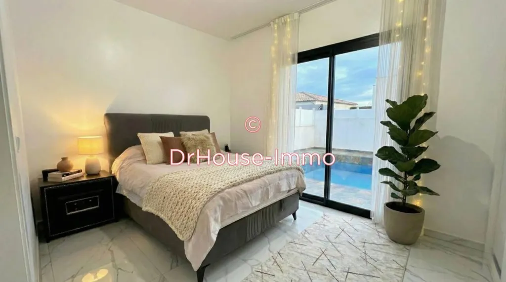 Chambres - Maison Mitoyenne avec Piscine à Béziers