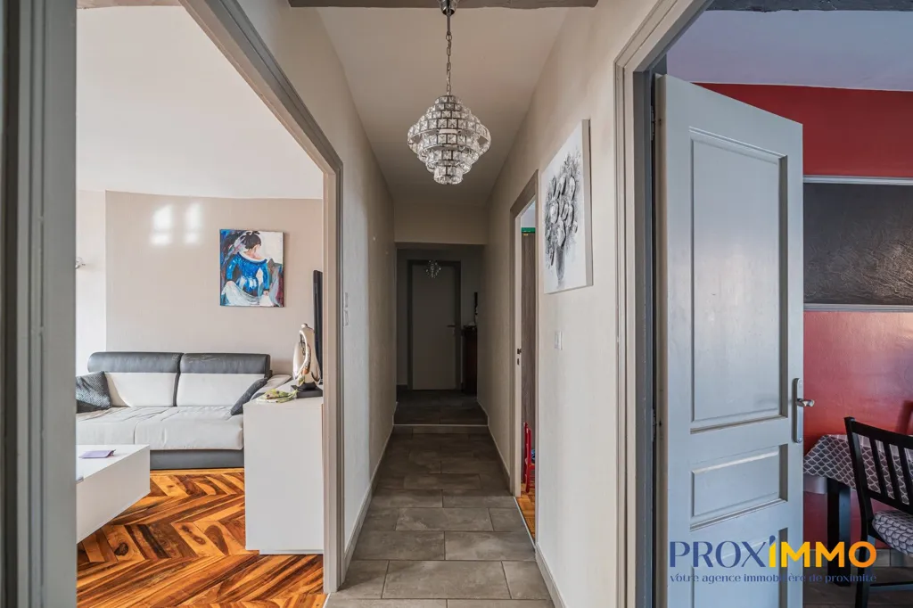 Hallway - Flat with Terrace in Central Voiron