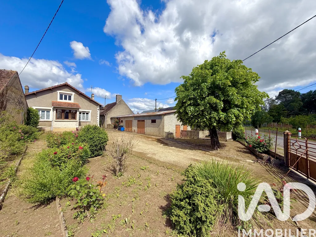 Exterior - Village House in Douadic with Garden