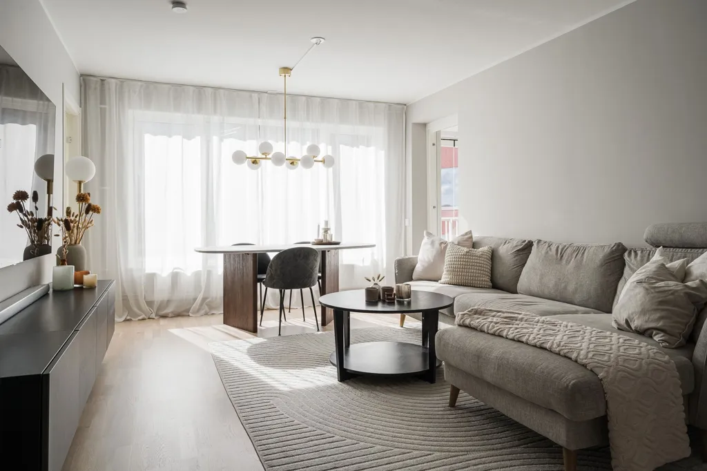Séjour - Modern Apartment with Balcony in Central Location