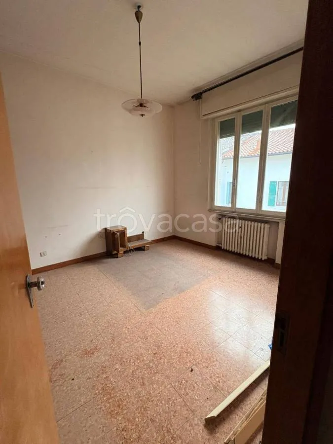 Living Room - Completely Refined Bifamiliar in Central Ferrara