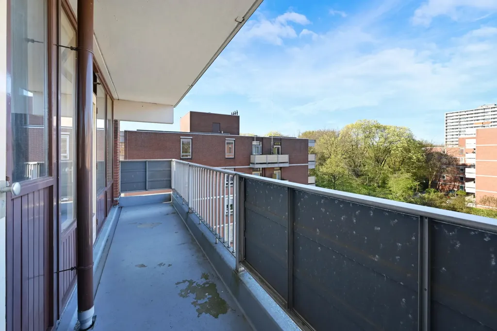 Balcon - Apartment with Green View in 's-Gravenhage