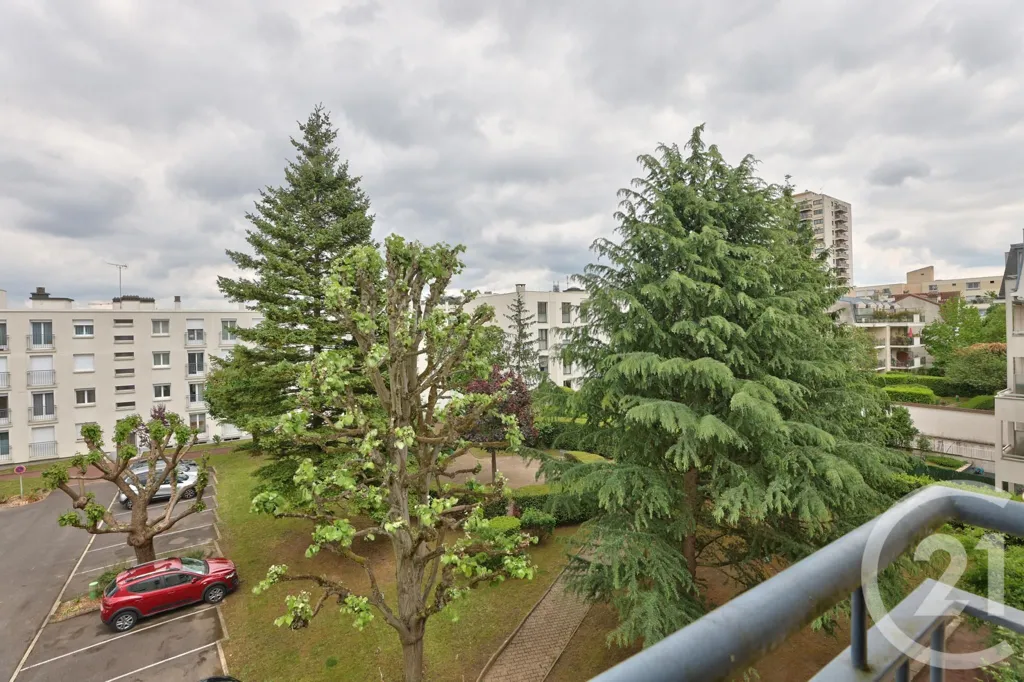 Balcone - 3-Piece Flat with Parking in Nogent-sur-Marne