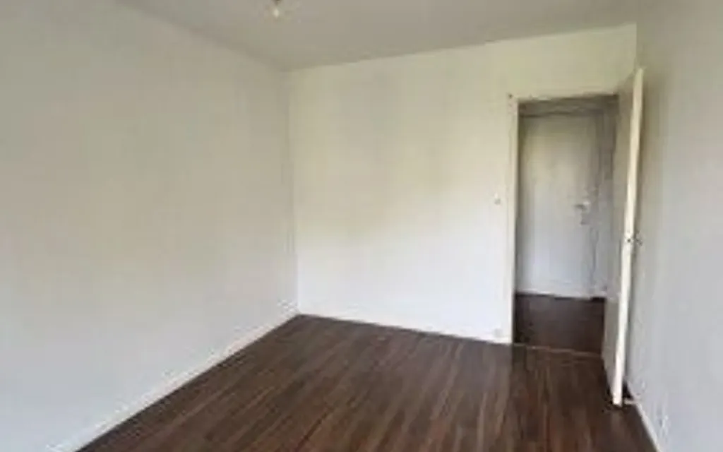 Toad - T3 Apartment with Balcony in Pessac