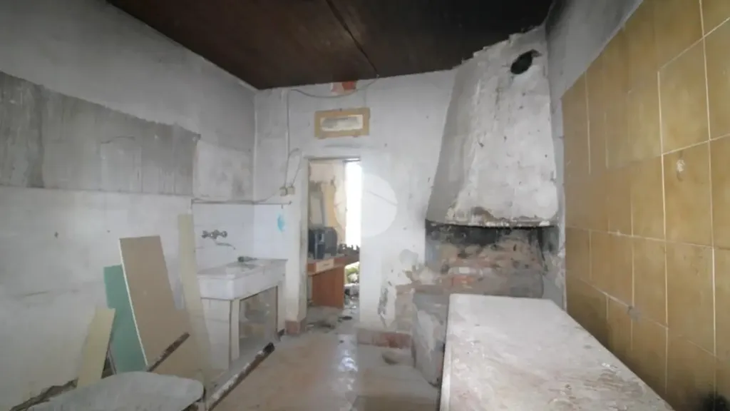 Köök - Semi-detached House with Dependance in Tipano, Cesena