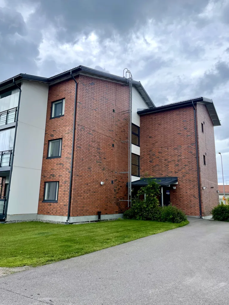 Exterior - Bright Apartment with Balcony in Nummela