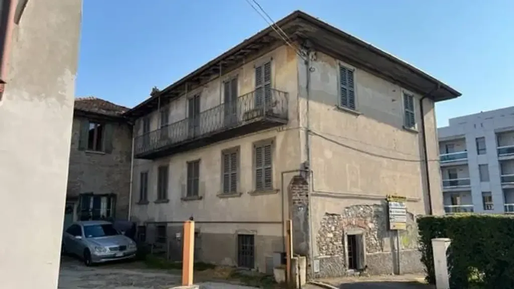 Välivaade - Rustic Property with Balcony near Bergamo
