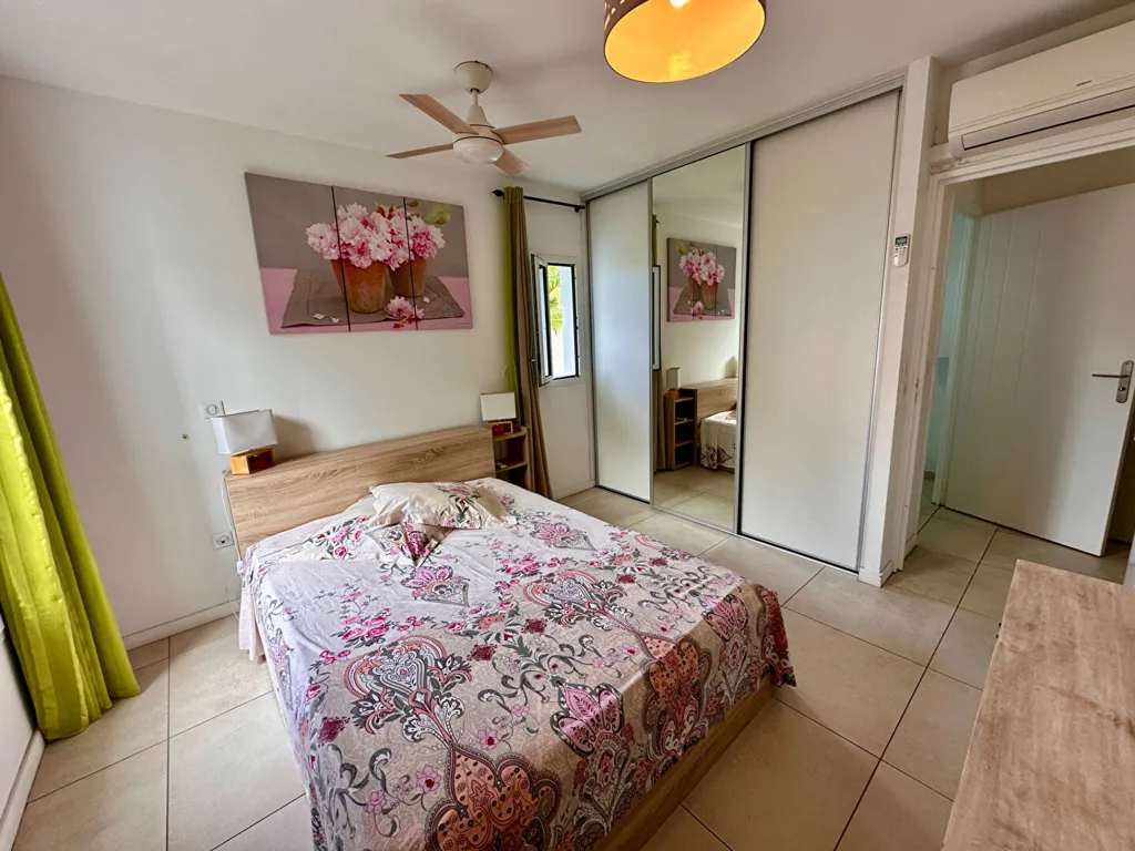 Chambres - T2 Meublé avec Parking à L'Hermitage les Bains