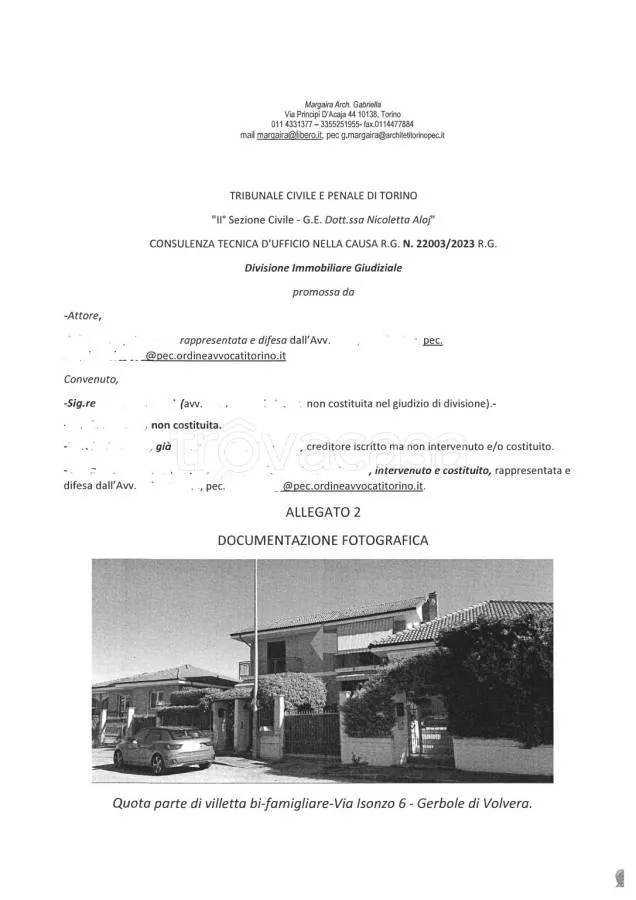 Bifamiliar Villa with Balcony in Volvera