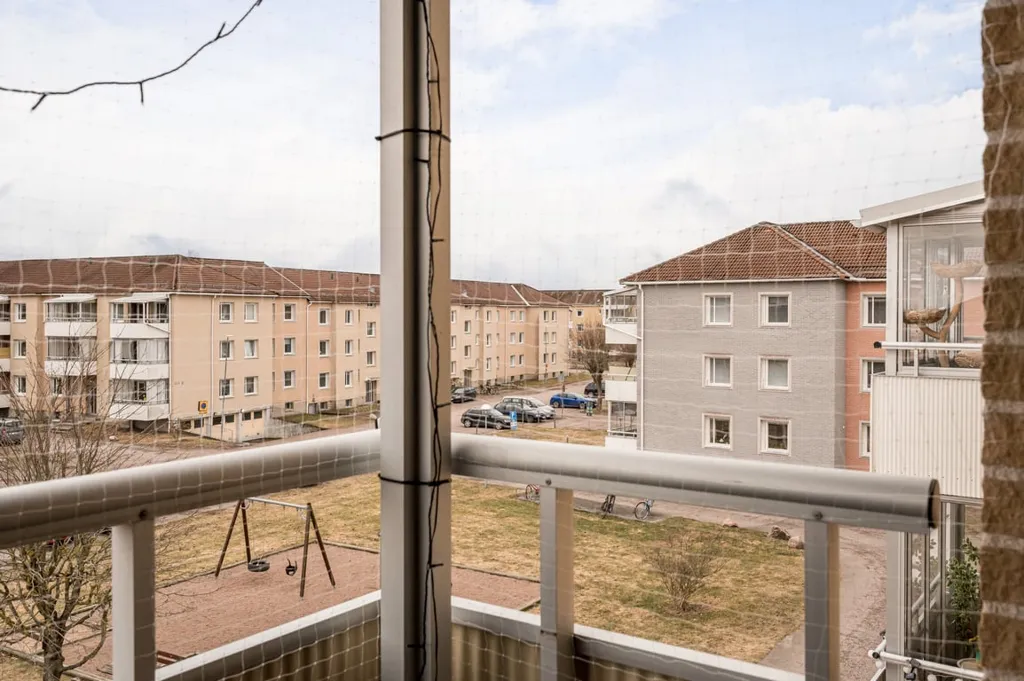 Balcone - Apartment with Large Balcony in Skövde