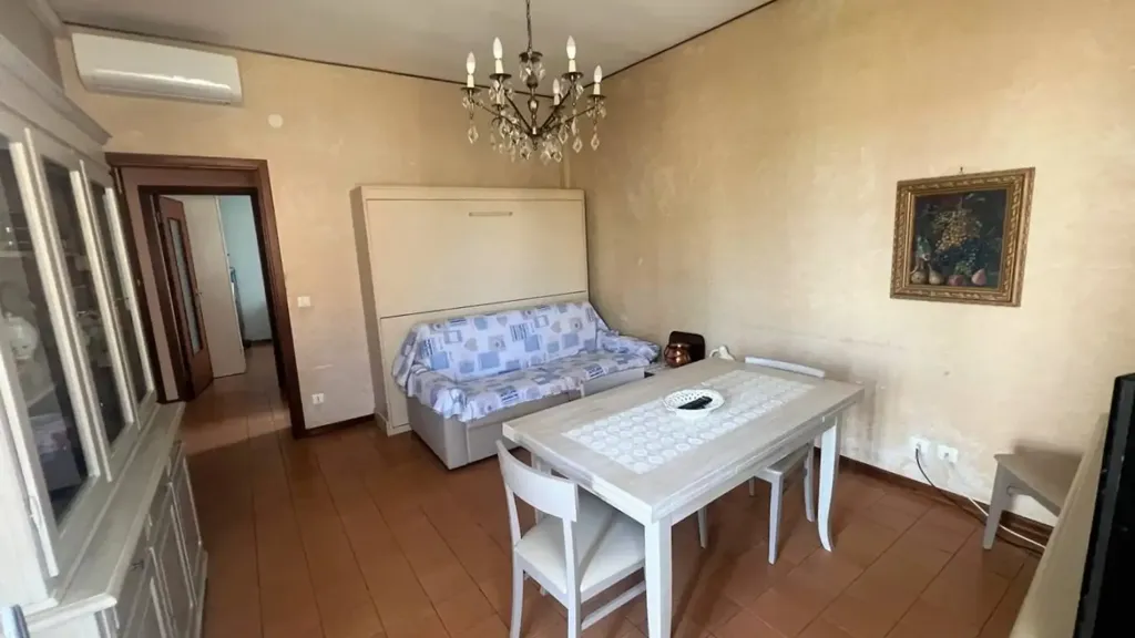 Salle à manger - Modernised Apartment with Balcony in Loano